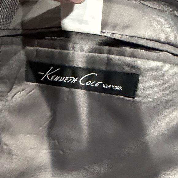 Kenneth Cole Classic Gray Men's Suit - Picture 3 of 4